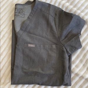 Figs gray scrub top